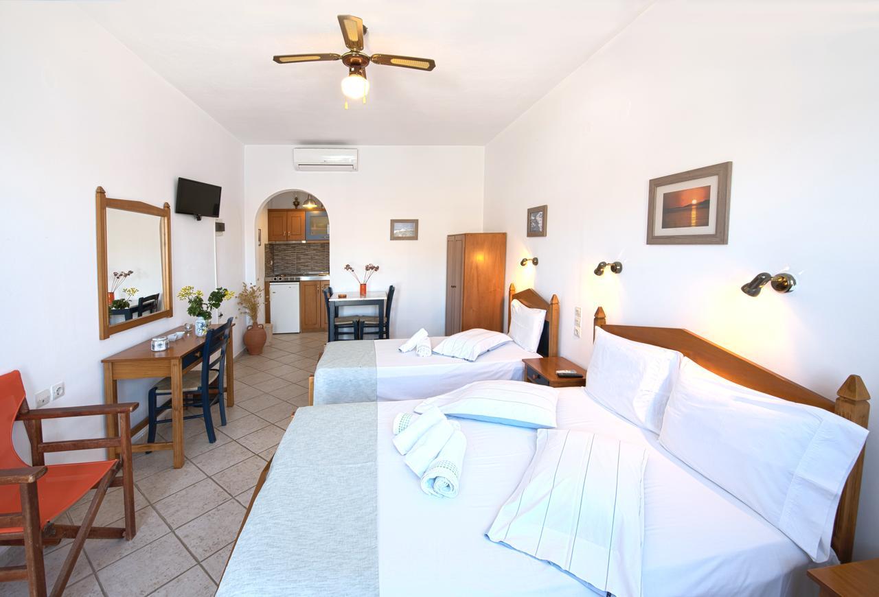 Erisimo Hotel Агиали Екстериор снимка