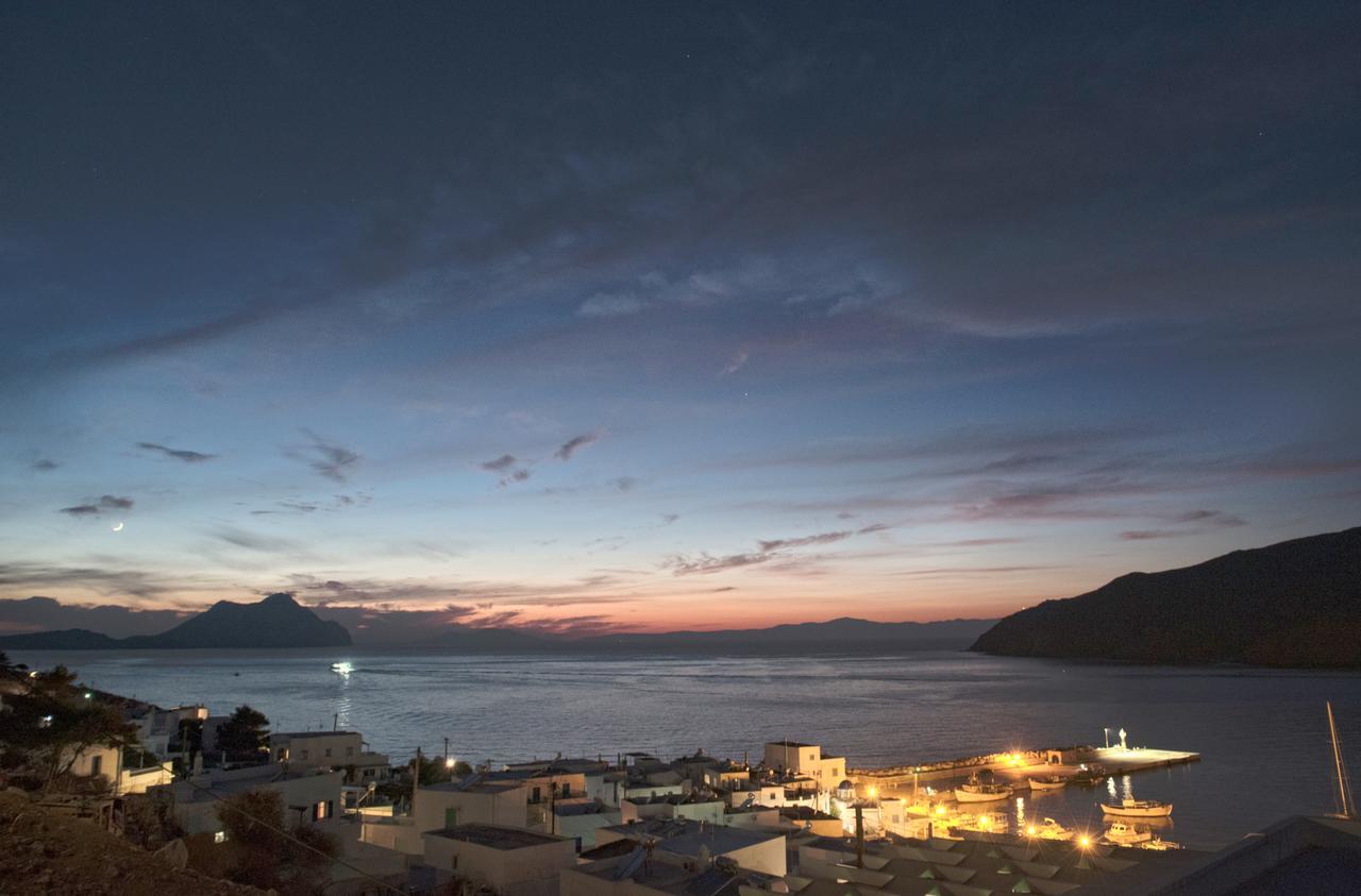 Erisimo Hotel Агиали Екстериор снимка