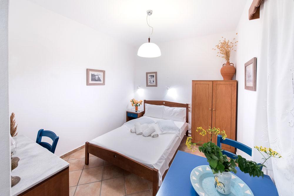 Erisimo Hotel Агиали Екстериор снимка
